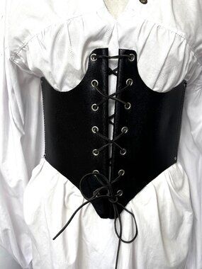 Handcrafted Wench Leather corset Belt Renaissance Medieval  S/M NOS NWOT